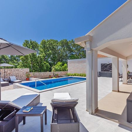 Apartment Holiday Home Doma, Cilipi Near Dubrovnik Номер фото