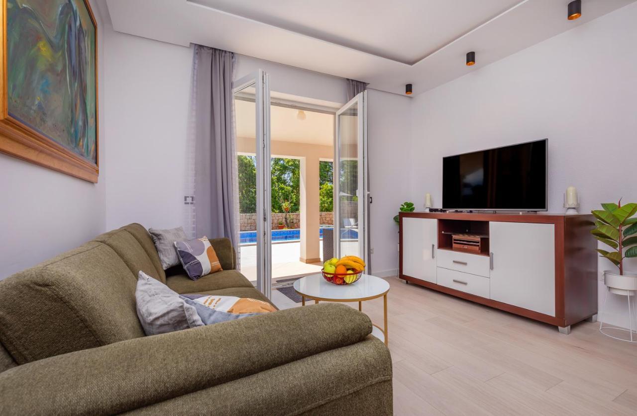 Apartment Holiday Home Doma, Cilipi Near Dubrovnik Экстерьер фото