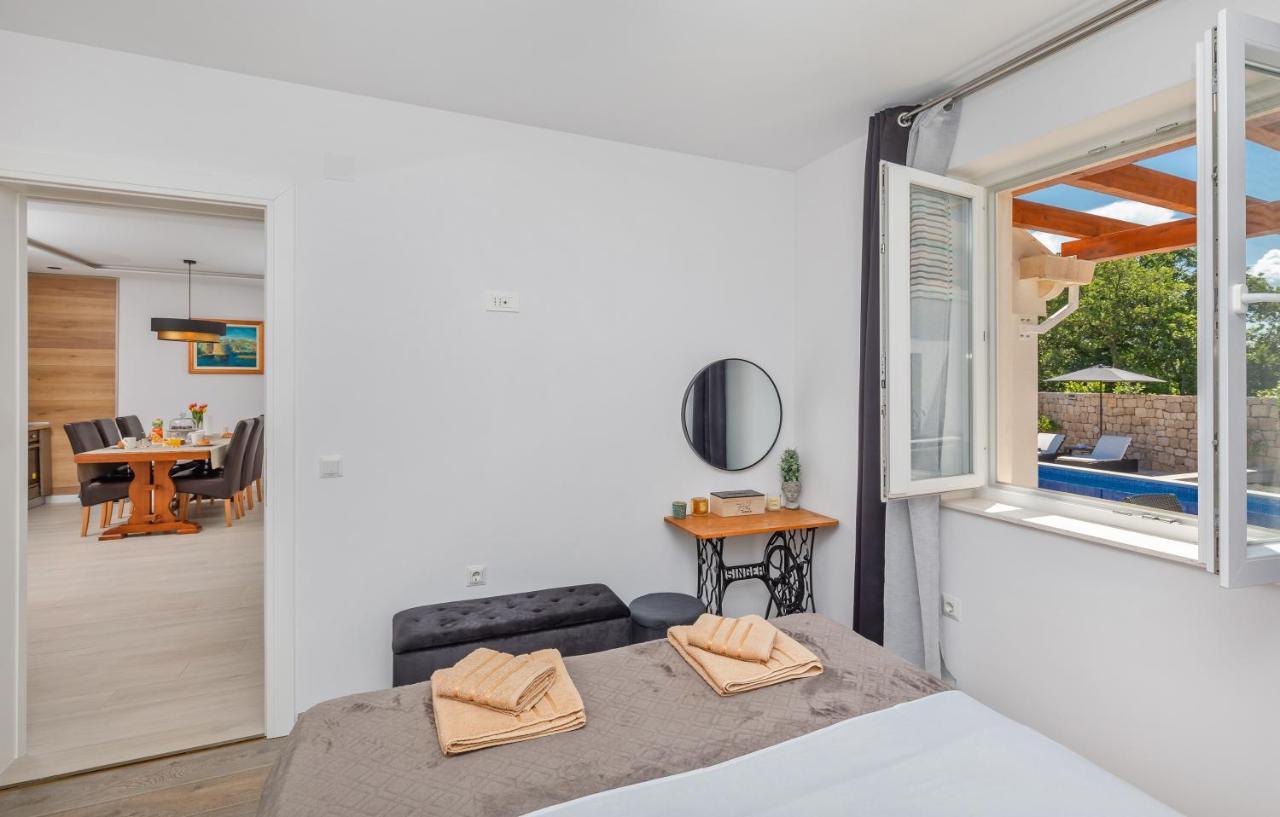 Apartment Holiday Home Doma, Cilipi Near Dubrovnik Экстерьер фото