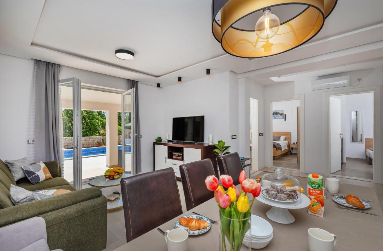 Apartment Holiday Home Doma, Cilipi Near Dubrovnik Экстерьер фото