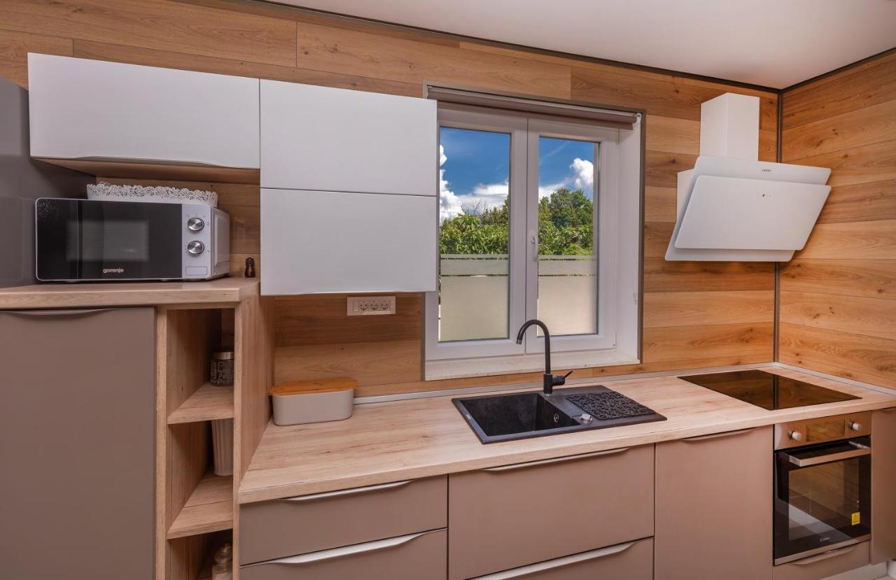 Apartment Holiday Home Doma, Cilipi Near Dubrovnik Экстерьер фото